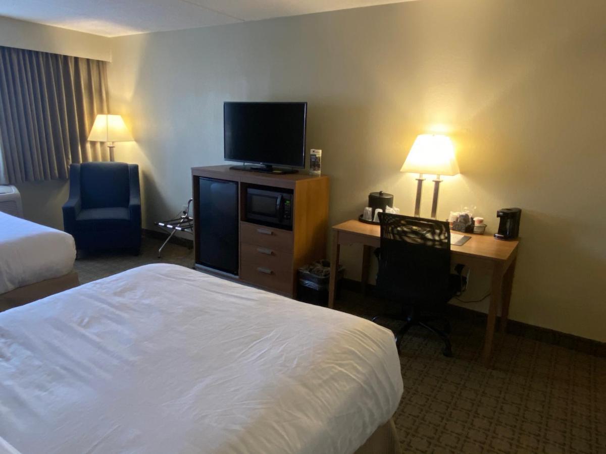 Clarion Inn Harpers Ferry-Charles Town Esterno foto